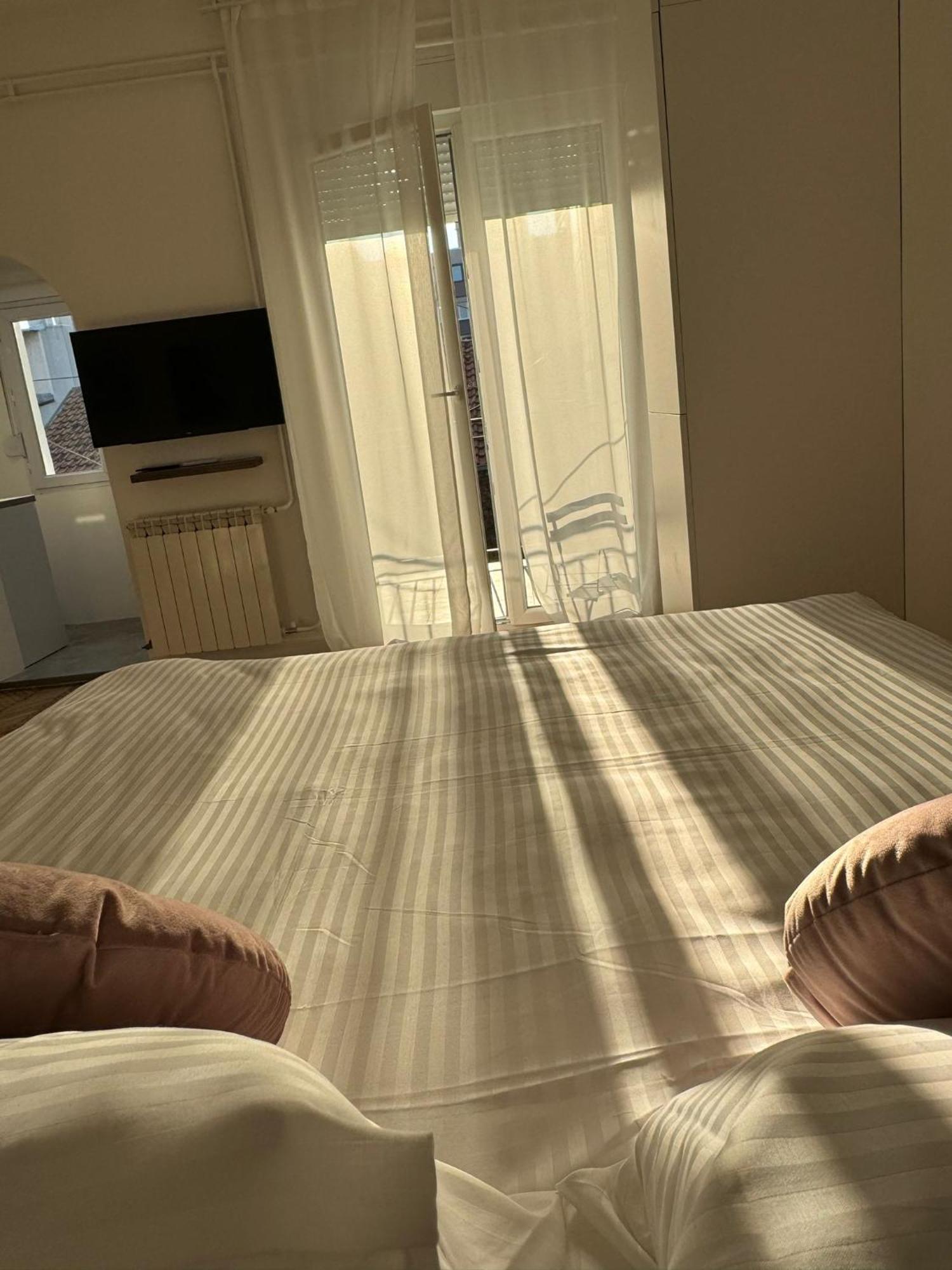 Balconia Sunny Apartment In Centre Of Belgrad Zewnętrze zdjęcie